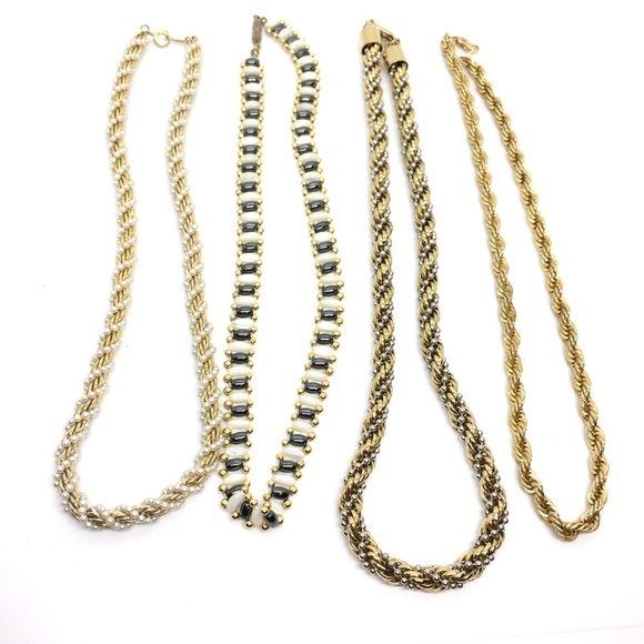LOT OF 4 VINTAGE 80S 90S GOLD TONE ROPE TWIST BEAD LADDER NECKLACES MOBWIFE SET - Picture 1 of 15
